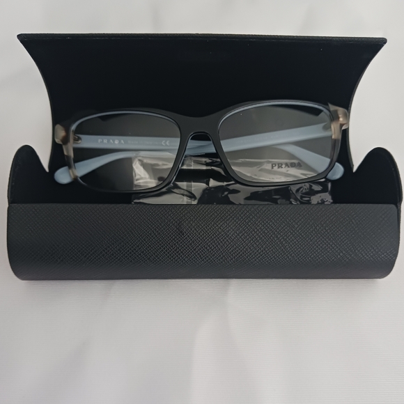 New authentic Prada eyeframes box - Picture 3 of 5